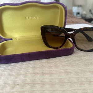 Gucci sunglasses